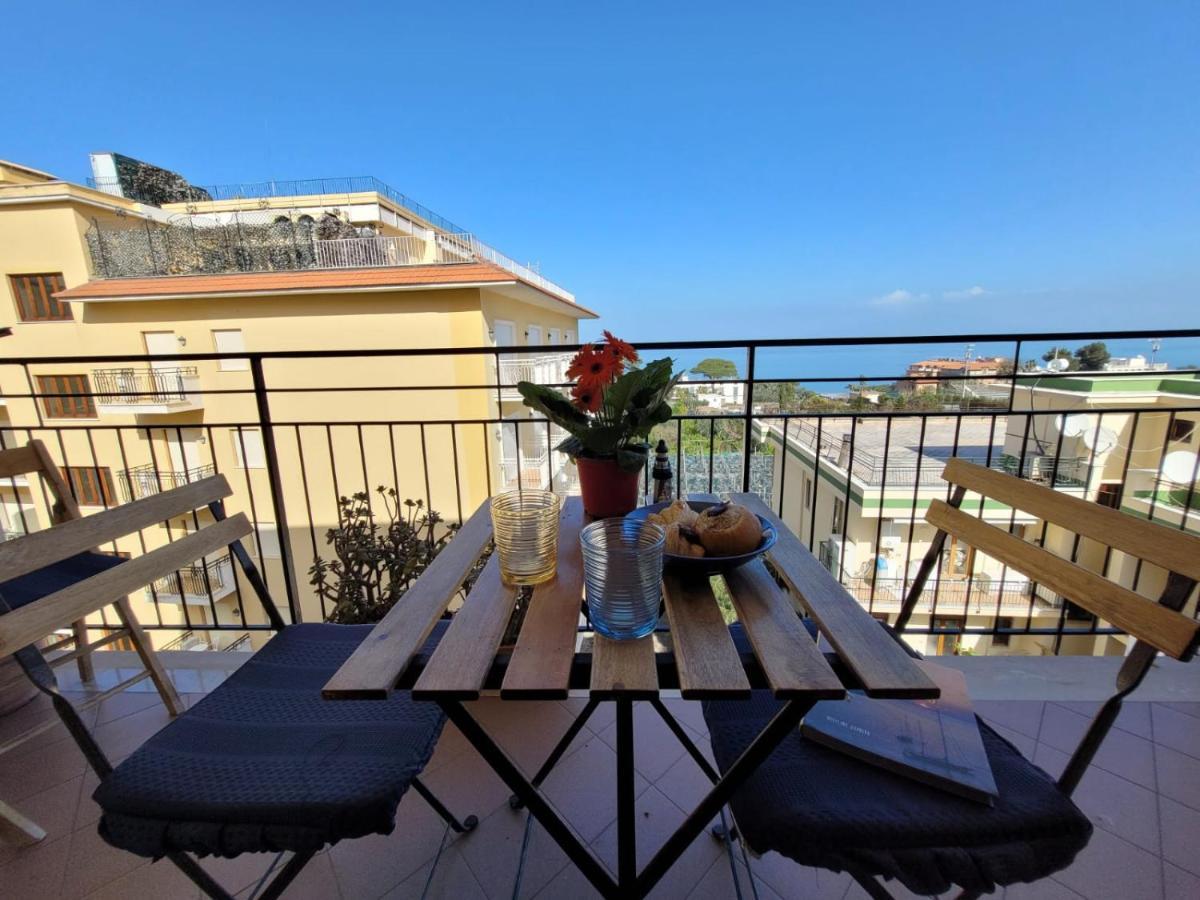 Sara Blu Apartment Sorrento Exterior foto